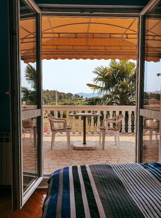 Peaceful, Cosy Tivat Guesthouse Extérieur photo