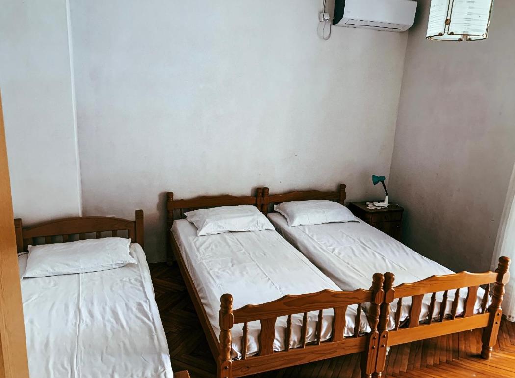Peaceful, Cosy Tivat Guesthouse Extérieur photo