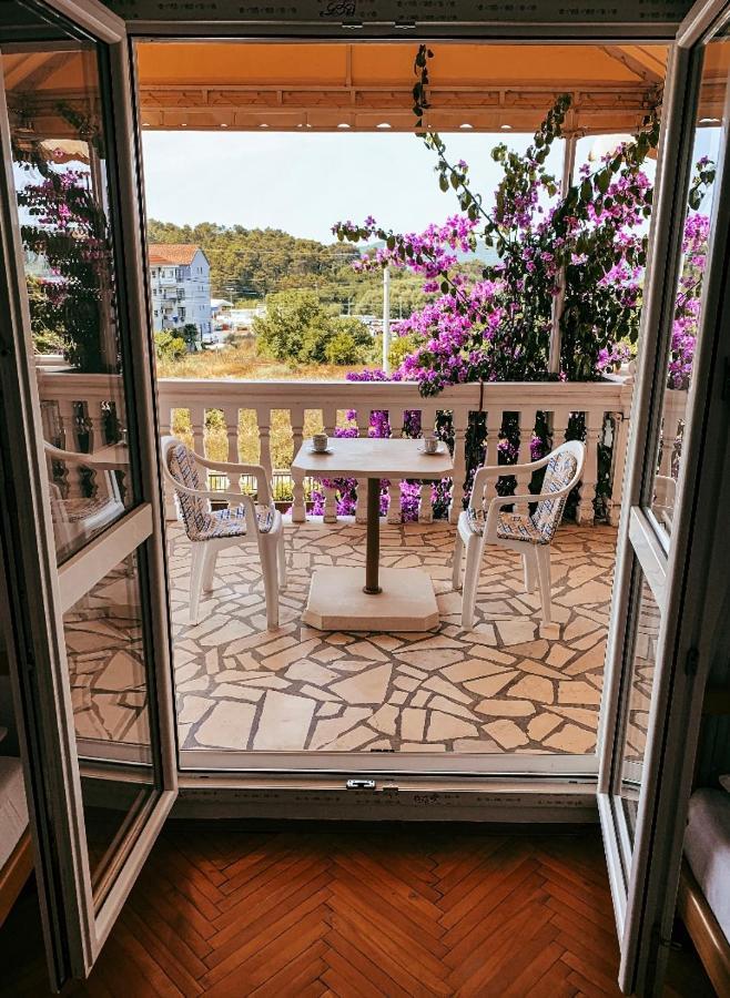 Peaceful, Cosy Tivat Guesthouse Extérieur photo