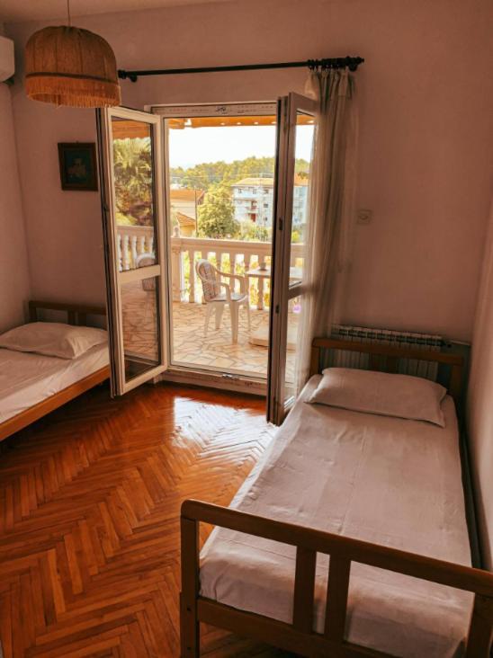 Peaceful, Cosy Tivat Guesthouse Extérieur photo
