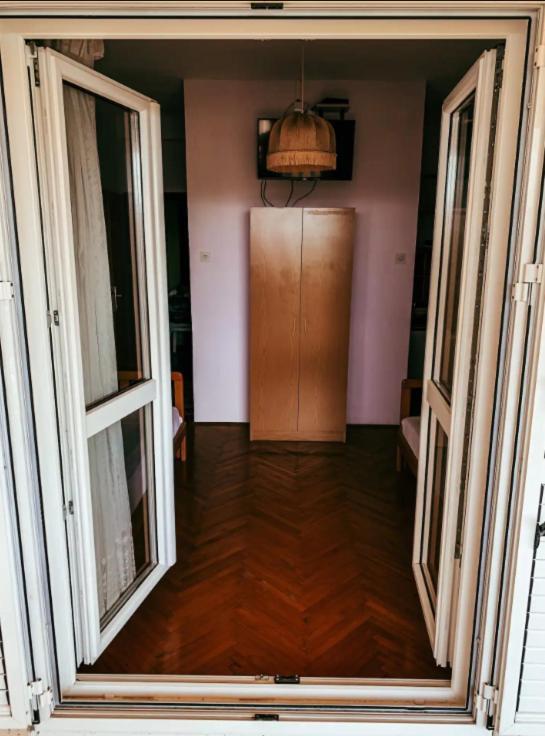 Peaceful, Cosy Tivat Guesthouse Extérieur photo